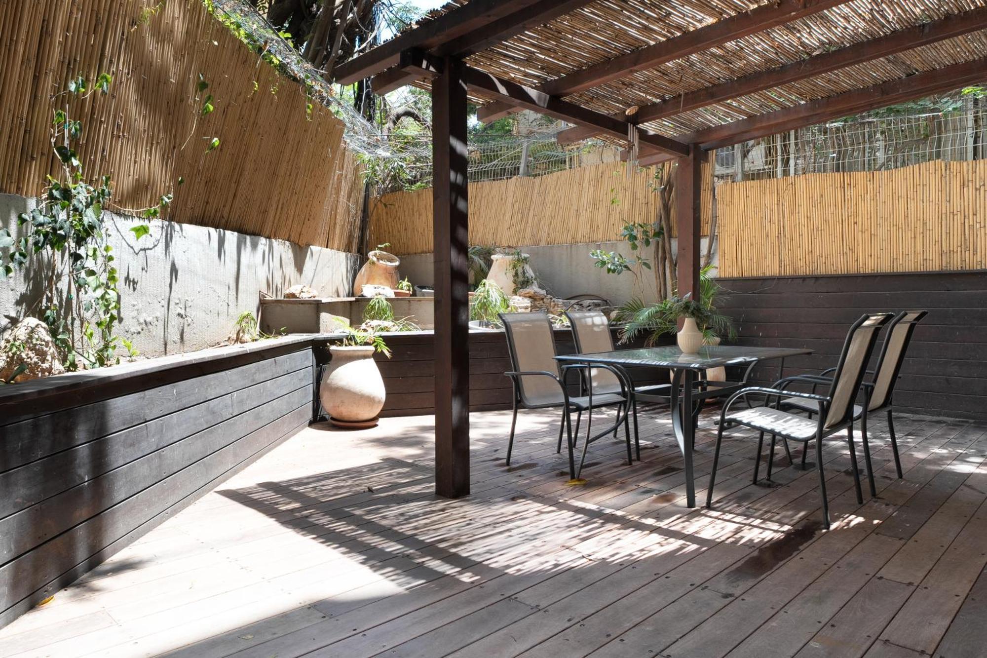 Mendele Garden תל אביב